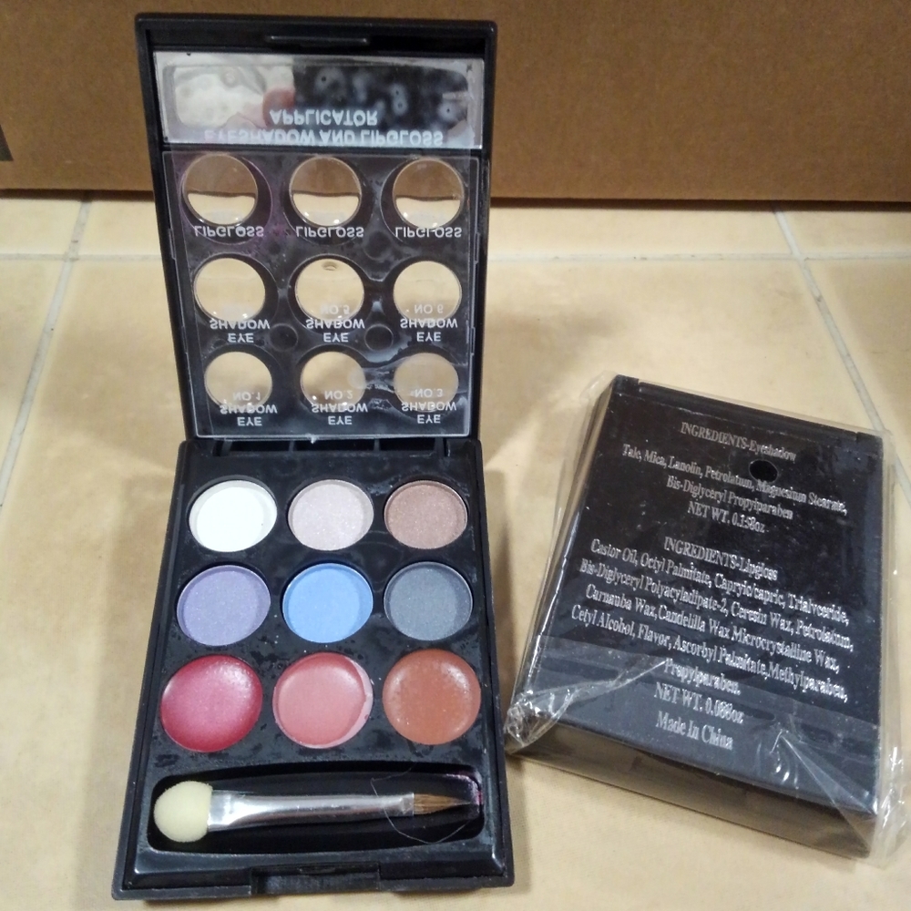 Free w/ purchase Eyeshadow/Lipgloss